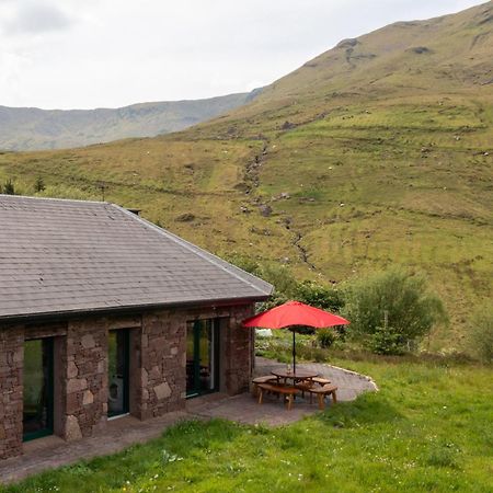 Heather Lodge With Sea And Mountain Views Leenaun Habitación foto